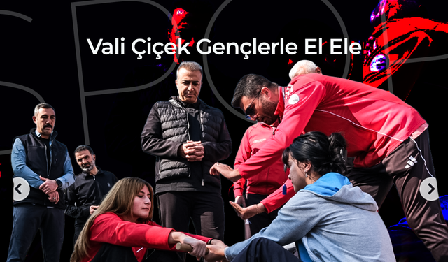 Vali Çiçek Gençlerle El Ele